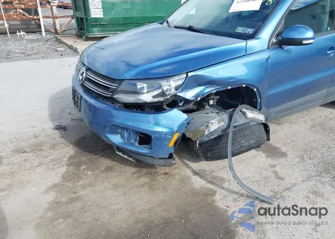 2017 Volkswagen Tiguan 2.0T/2.0T S из США, поврежденный, VIN WVGAV7AX8HK019708